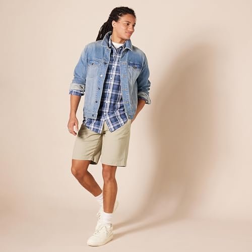 Amazon Essentials Men's Classic-Fit 9" Khaki Shorts