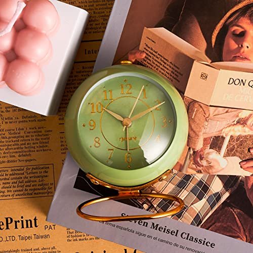 Vintage Olive-Green Silent Analog Alarm Clock